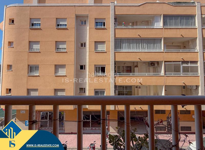 Foto 4baaabf4-1eba-4466-97d2-5eab4bf50d04. Apartament amb calefacció aparcament a Antonio Machado Torrevieja