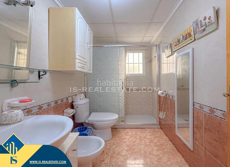 Foto 61b0b9b2-4d0f-46b1-aaae-73525597fe29. Apartament amb calefacció aparcament a Antonio Machado Torrevieja