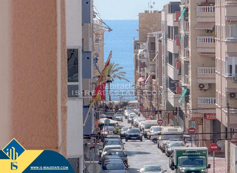 Foto eaf31c2f-77cf-4d33-8edb-d6043e6dbe40. Apartament amb calefacció aparcament a Antonio Machado Torrevieja