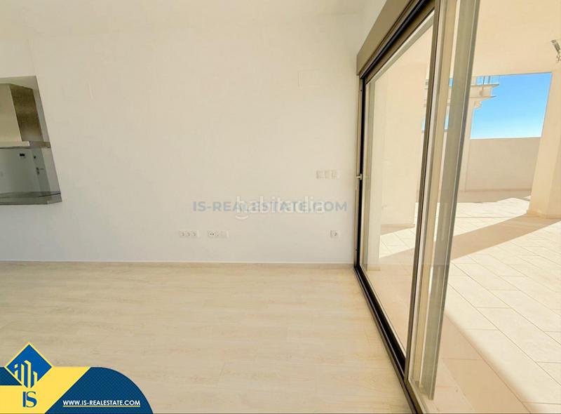 Foto 1086d24a-0154-4f3e-8f09-e6d2993e6184. Appartamento con parcheggio piscina in Villamartín-Las Filipinas Orihuela