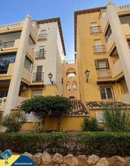 Attique à Zona Playa de los Locos. Ático con terraza en la provincia de alicante, en la ciudad de t