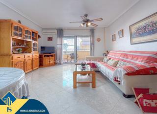 Apartament a Avenida Habaneras - Curva de Palangre. Apartamento con terraza, en la provincia de alicante, en la ciud