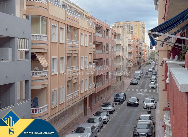 Foto 34d7e8f6-6d17-44ce-b90d-afa60fb51ae1. Piccolo appartamento con riscaldamento parcheggio in Torrevieja