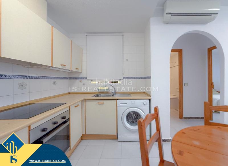 Foto 4ab8ba4d-9d21-4ed0-afe0-f4bb90a2ac22. Piccolo appartamento con riscaldamento parcheggio in Torrevieja