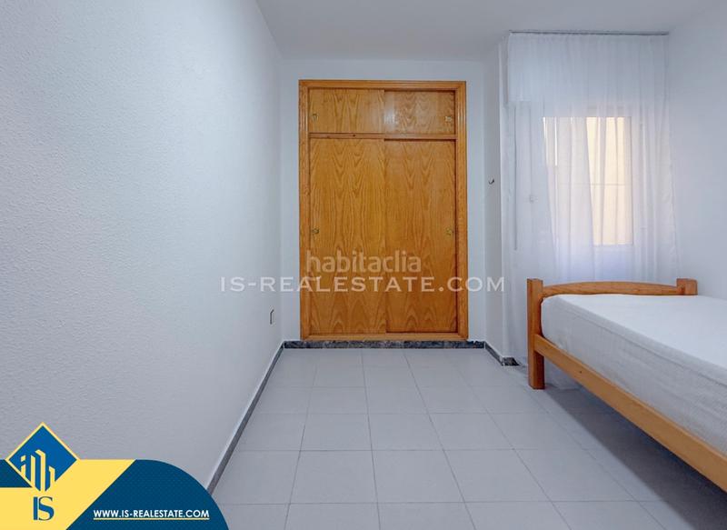 Foto 9d8606b2-ba21-4a0d-b318-276a573b09b0. Piccolo appartamento con riscaldamento parcheggio in Torrevieja