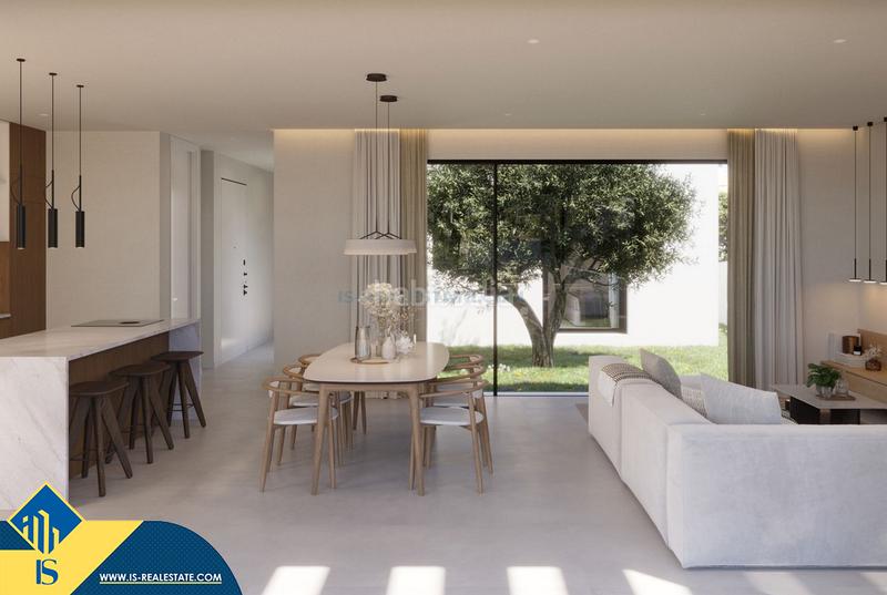 Foto 60ff7443-deef-4d71-bb97-508c394a7763. Chalet mit parking pool in Urbanizaciones Benidorm