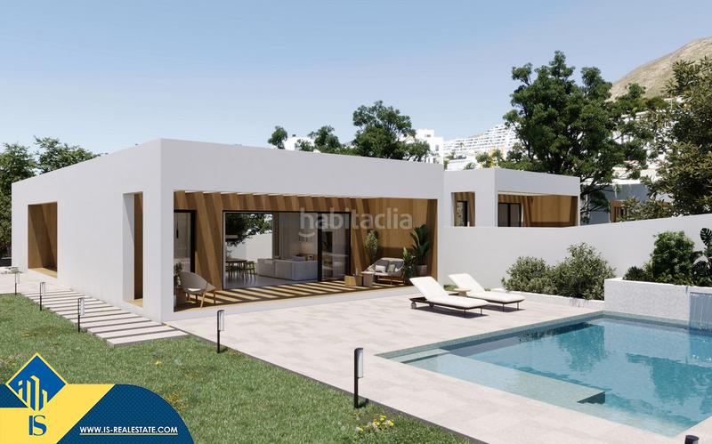 Foto 89997f21-f1e3-487c-b2ca-7a756da16f51. Chalet mit parking pool in Urbanizaciones Benidorm