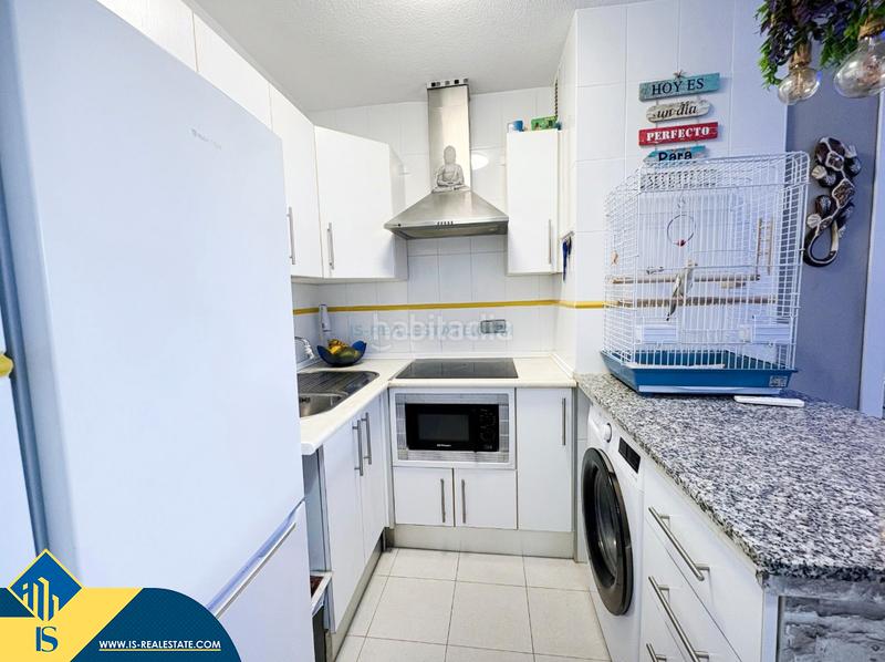 Foto 96b137ae-2432-447a-a64b-2b70bf3b9327. Apartamento  renovado con terraza, en la provincia de alicante, en la ciudad . 1 habitación | 51 m² | 800 metros del m en Torrevieja