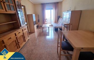Appartement à Parque Acuático - Sector 25. Apartamento con piscina comunitaria, en la provincia de alicante