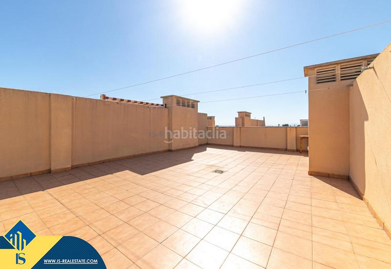 Foto 10bf9498-0a9b-46d1-9046-891ca1088a47. Ático  con piscina comunitaria, en la provincia de alicante, en la ciudad , en la zona de la mata. 2 habitaciones | 68 en Torrevieja