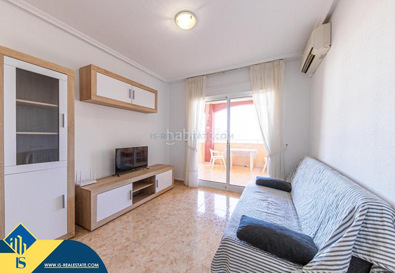 Foto 145e19f8-4755-49fb-95d9-ab85264e71ad. Ático  con piscina comunitaria, en la provincia de alicante, en la ciudad , en la zona de la mata. 2 habitaciones | 68 en Torrevieja