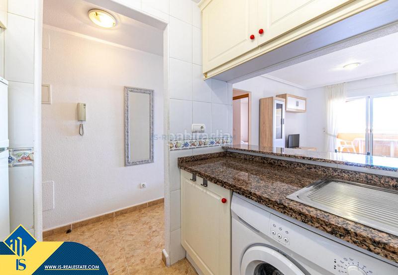 Foto e1d67932-e24d-4691-9077-b23743a0617a. Ático  con piscina comunitaria, en la provincia de alicante, en la ciudad , en la zona de la mata. 2 habitaciones | 68 en Torrevieja
