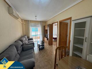 Apartamento en El Acequión. Apartamento con terraza, en la provincia de alicante, en la ciud