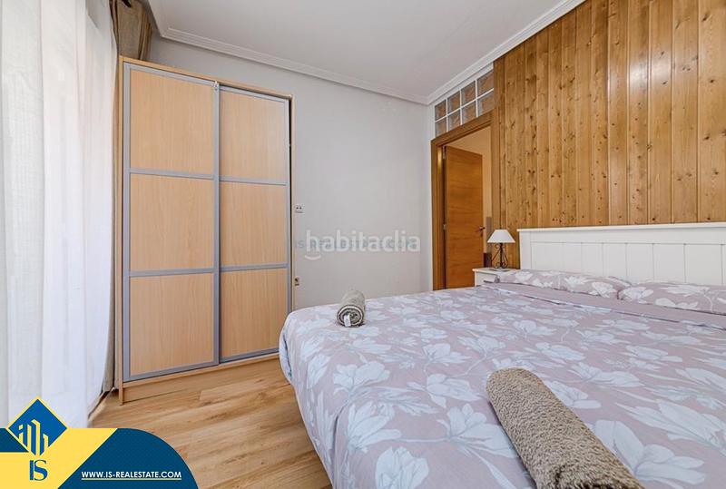 Foto f054a853-9e9f-4485-ab9a-7dddf3e400b1. Estudio  reformado con balcón, en la provincia de alicante, en la ciudad , en la zona de playa de los locos. 1 habitac en Torrevieja