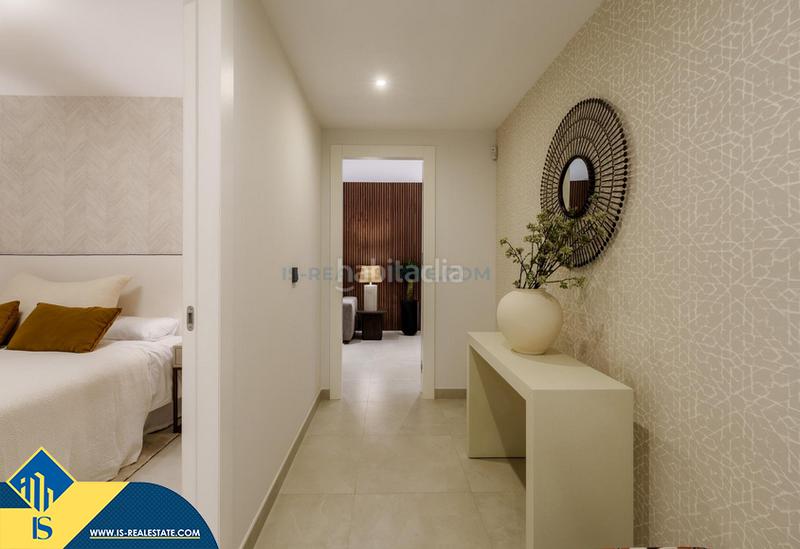 Foto 5ec0f1e2-3ed9-4938-b6f7-e47a48ad84d4. Chalet avec parking piscine dans Puerto Banús Marbella