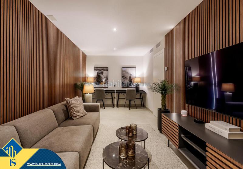 Foto 61257956-04dc-40a1-88fa-0f2f648108c9. Chalet avec parking piscine dans Puerto Banús Marbella