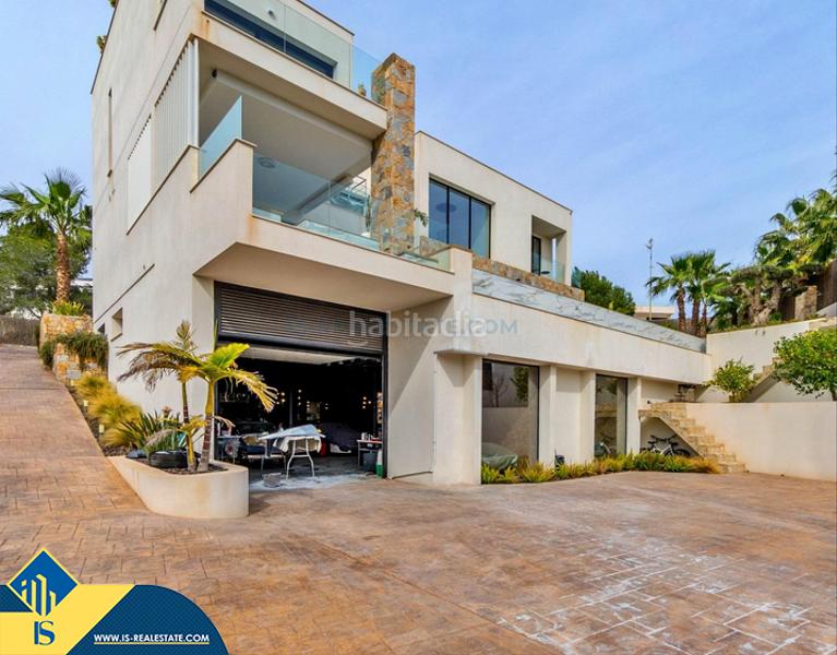 Foto 98138a6d-05c7-48ef-a0eb-32b76f572d95. Chalet con parcheggio piscina in Los Almendros Orihuela