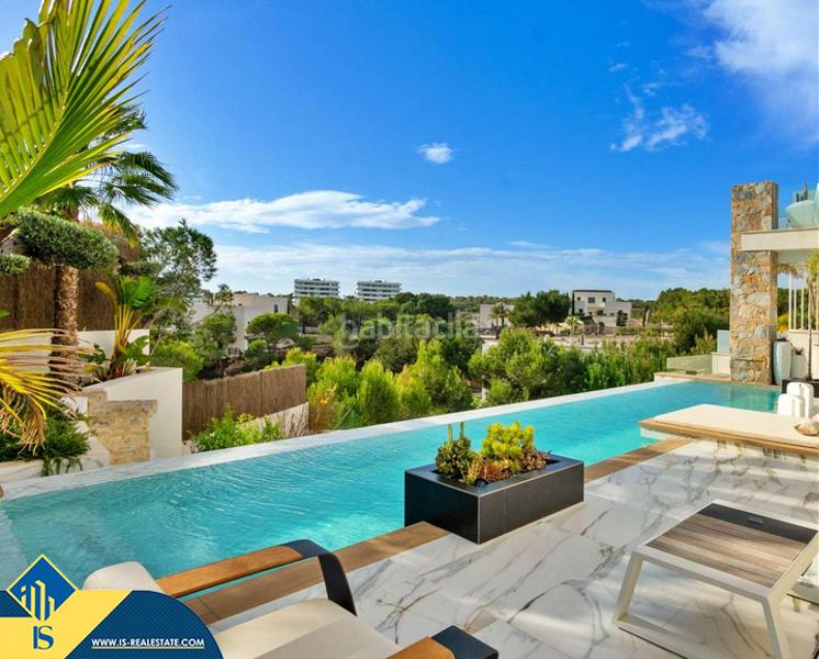 Foto a129bb75-aa6f-477c-9187-b7032ca77728. Chalet con parcheggio piscina in Los Almendros Orihuela