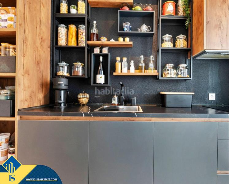 Foto efd1c797-4b4f-4802-8bc1-d0a521325ec7. Chalet con parcheggio piscina in Los Almendros Orihuela