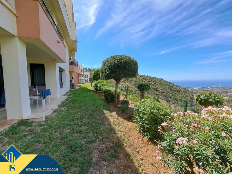 Foto 28a2906f-b5cf-4117-91d6-137c0a992311. Apartament amb calefacció aparcament piscina a Alto de los Monteros Marbella
