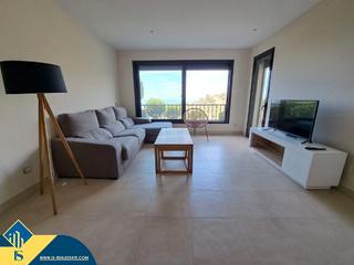 Appartement à Alto de los Monteros. Apartamento con piscina comunitaria, en la provincia de málaga,
