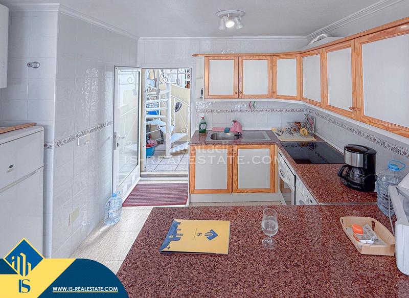 Foto 6540bbe1-1b4f-4e97-90c2-cf80b3558eb7. Maison avec chauffage parking dans La Florida Orihuela