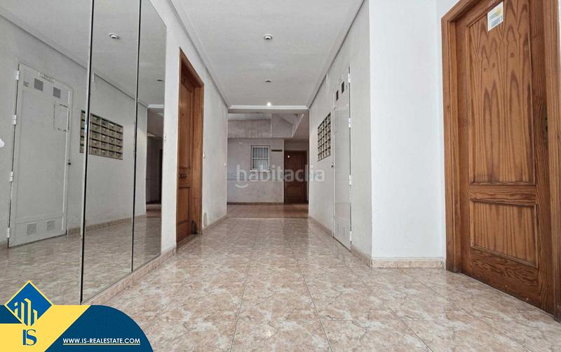 Foto aeac6379-d680-4425-be70-8a666bb834c6. Piccolo appartamento con riscaldamento piscina in Torrevieja