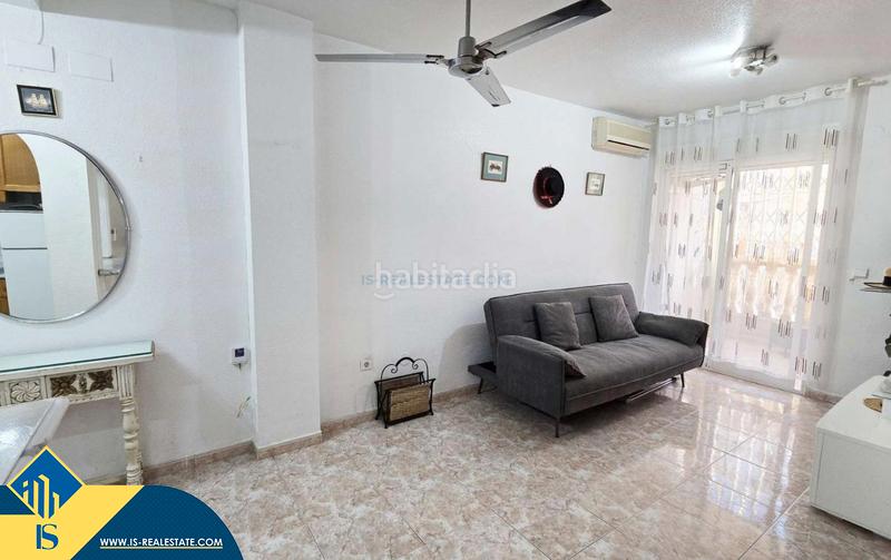 Foto eda13e38-3e73-4322-981c-819d678769d0. Piccolo appartamento con riscaldamento piscina in Torrevieja