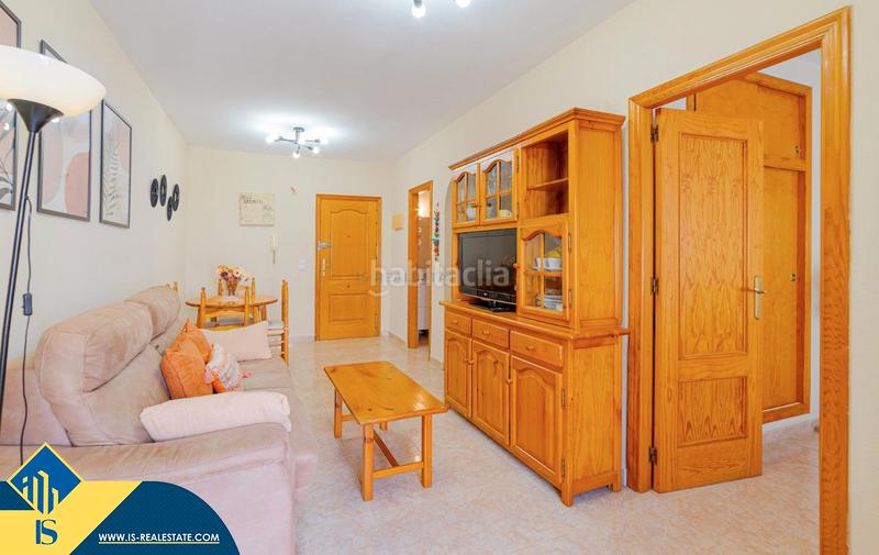 Foto 2c78973d-a141-4644-95bf-a60aea8863f4. Apartment with heating pool in Parque de las Naciones Torrevieja