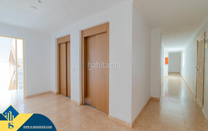 Foto 8ea61ba4-d883-4f27-86a2-40a3f09a86fa. Apartment with heating pool in Parque de las Naciones Torrevieja