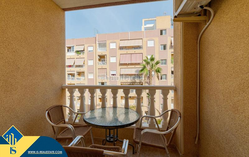 Foto b659bbe3-80d1-4b59-a550-f0061a81fc00. Apartment with heating pool in Parque de las Naciones Torrevieja