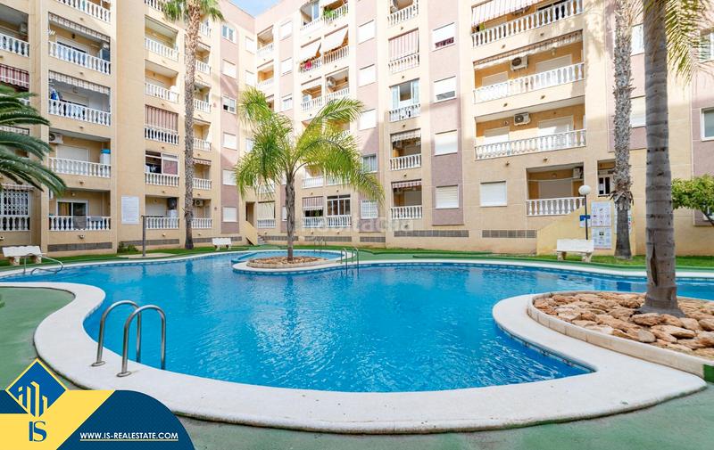 Foto be0a235a-6412-4249-98ac-0927f9ca1b11. Apartment with heating pool in Parque de las Naciones Torrevieja
