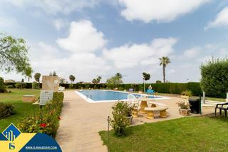Maison à Zona Carrefour - Urbanizaciones. Casa con piscina comunitaria, en la provincia de alicante, en la