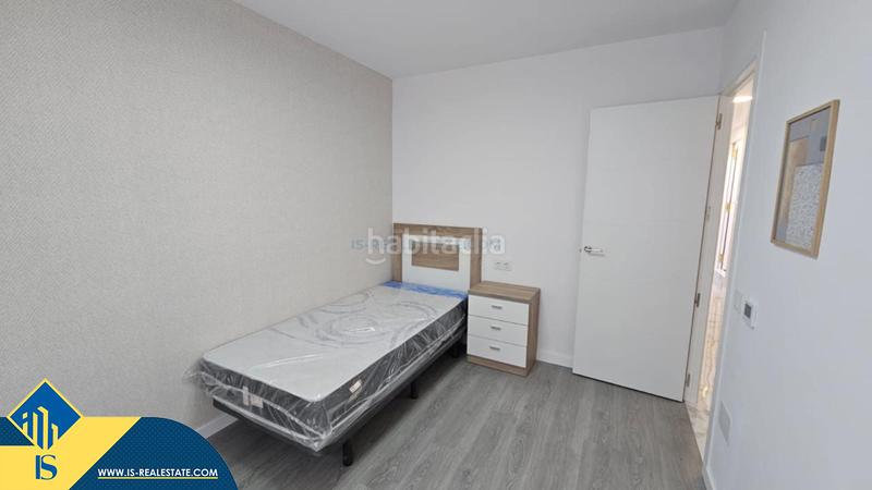 Foto 43b6477a-b199-4cd8-b73c-f420445ccbc8. Penthouse with parking pool in Cañada del Molino Torrevieja