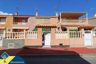 Maison à Playa de los Náufragos. Casa con terraza, en la provincia de alicante, en la ciudad de t