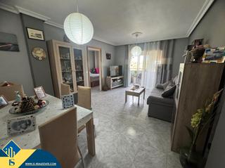 Apartamento en El Acequión. Apartamento con terraza, en la provincia de alicante, en la ciud