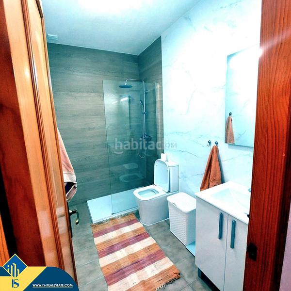 Foto 87d9351a-ab1f-4abc-8f9d-011d266ec7b6. Apartament amb calefacció aparcament piscina a Punta Prima Torrevieja