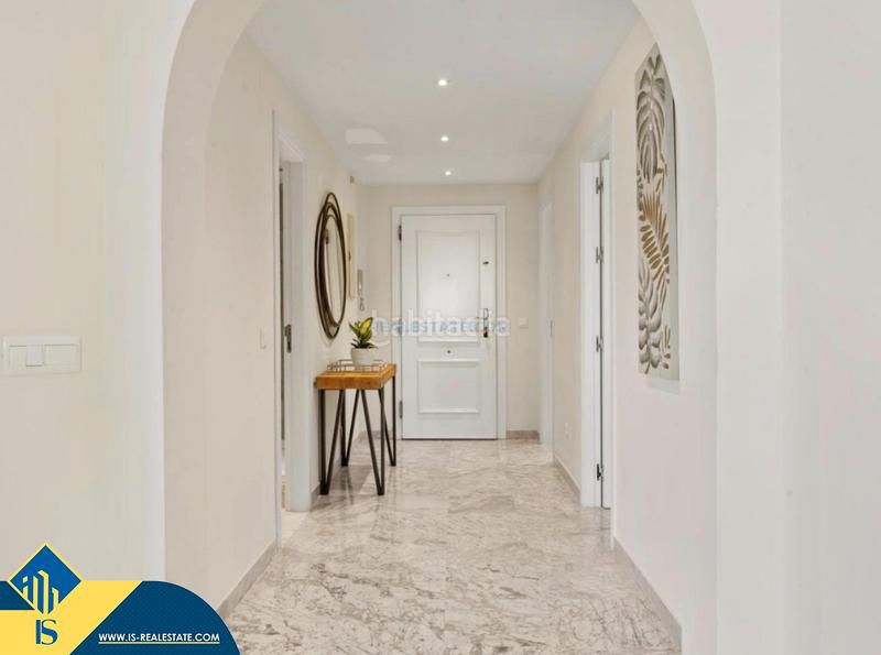 Foto 0956dd68-e64f-4fb9-9d48-103c9a83fbfa. Appartement mit heizung parking pool in Puerto Banús Marbella