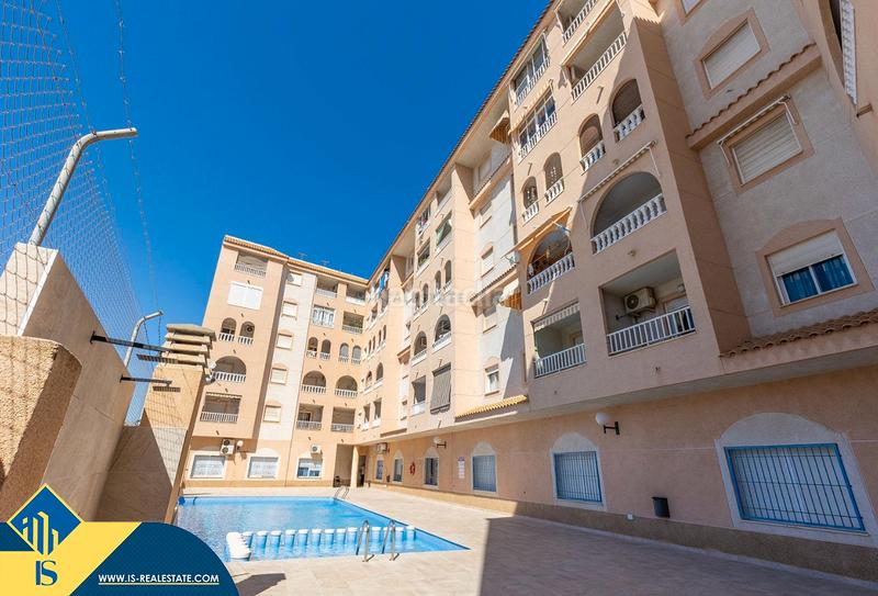 Foto 043a727d-1756-41cd-929e-502a352f29eb. Àtic amb calefacció piscina a El Molino Torrevieja