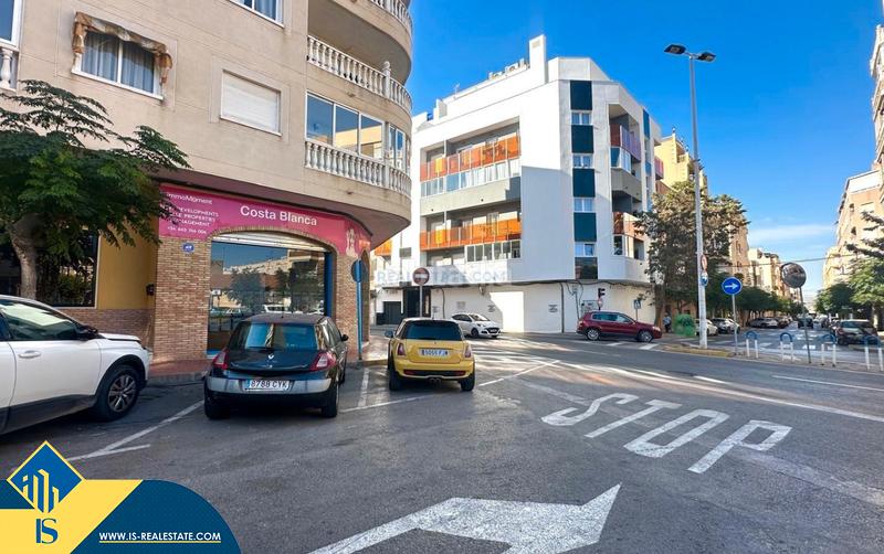 Foto 087fa3a0-9d0d-4c5a-a8c0-ffe4921fe588. Apartment with heating pool in Parque de las Naciones Torrevieja