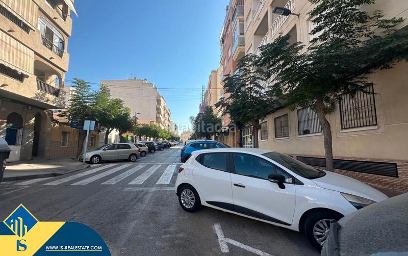 Foto 2ff04f40-418b-47b3-bb2d-2baaf769a90c. Apartment with heating pool in Parque de las Naciones Torrevieja