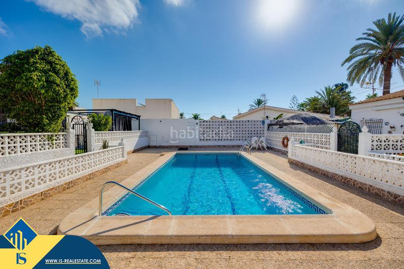 Foto 4f9080f1-efcf-40f6-87ce-7e6bcc18a955. Casa con parcheggio in Parque Acuático - Sector 25 Torrevieja