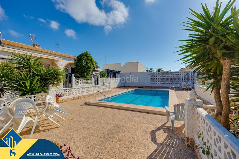 Foto 970906ae-c2c7-496f-b7f1-8af44e301f90. Casa con parcheggio in Parque Acuático - Sector 25 Torrevieja