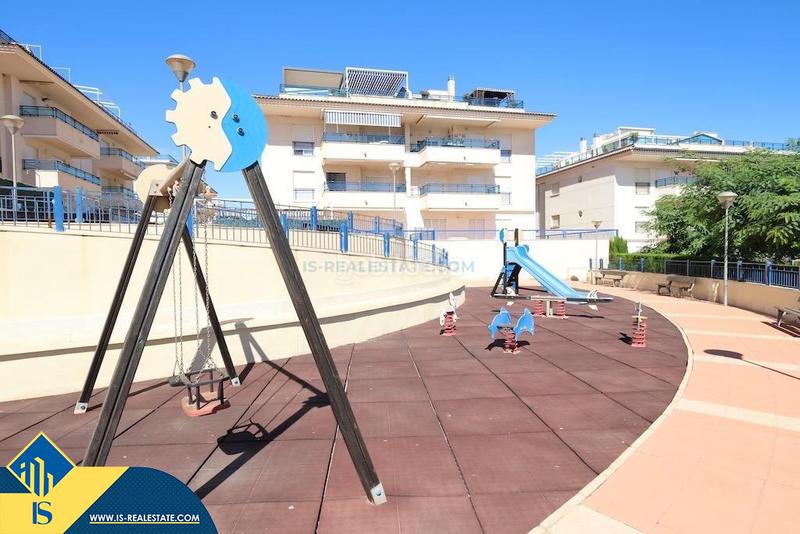 Foto 82be52ce-551a-47b3-941c-efc1188e79a9. Attique avec parking piscine dans Torre de la Horadada Pilar de la Horadada