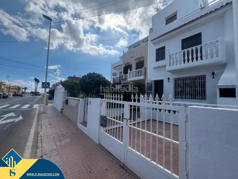 Foto 51d51c8b-70f0-4eae-9c2e-a56fc9e3dfe7. Reihenhaus mit kamin heizung in Zona los Frutales Torrevieja