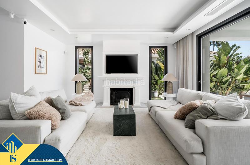 Foto c4d8fa25-3b1a-4344-8bad-fc3d5f41657d. Chalet mit parking pool in La Dama de Noche - La Alzambra Marbella