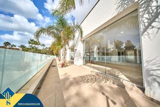 Chalet in Real de Zaragoza. Villa con piscina privada, en la provincia de málaga, en el muni