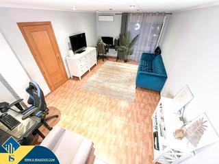Apartamento en Centro - Muelle Pesquero. Apartamento reformado con terraza, en la provincia de alicante,
