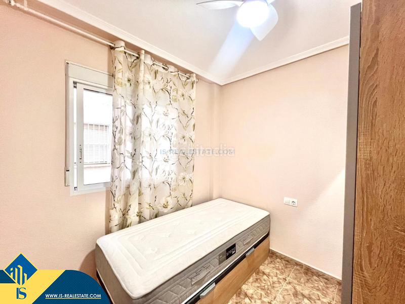 Foto 29ffa641-0a8b-4bb4-b60d-4b6321271ce4. Apartament amb calefacció a Antonio Machado Torrevieja