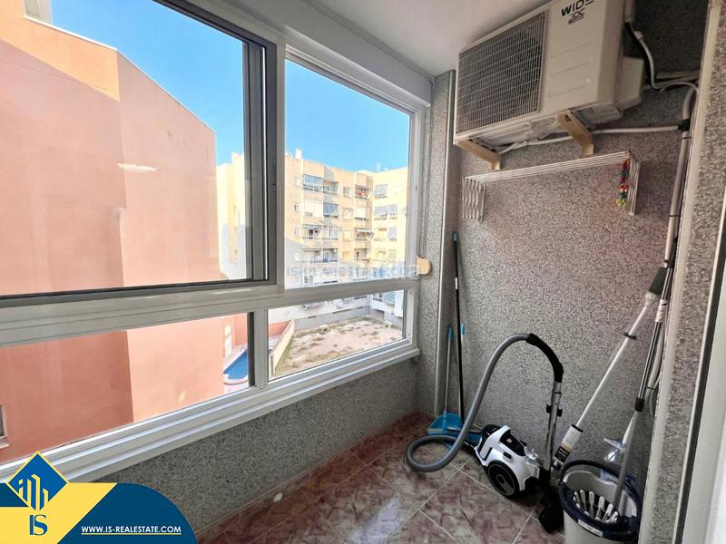 Foto 50b0a13f-f273-45a7-a8a7-536955f50a16. Apartament amb calefacció a Antonio Machado Torrevieja